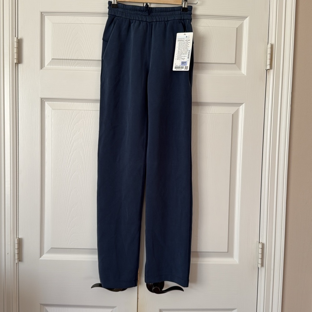 Lululemon Softstreme High-Rise Pant
True Navy Size：0 NWT - Picture 5 of 9